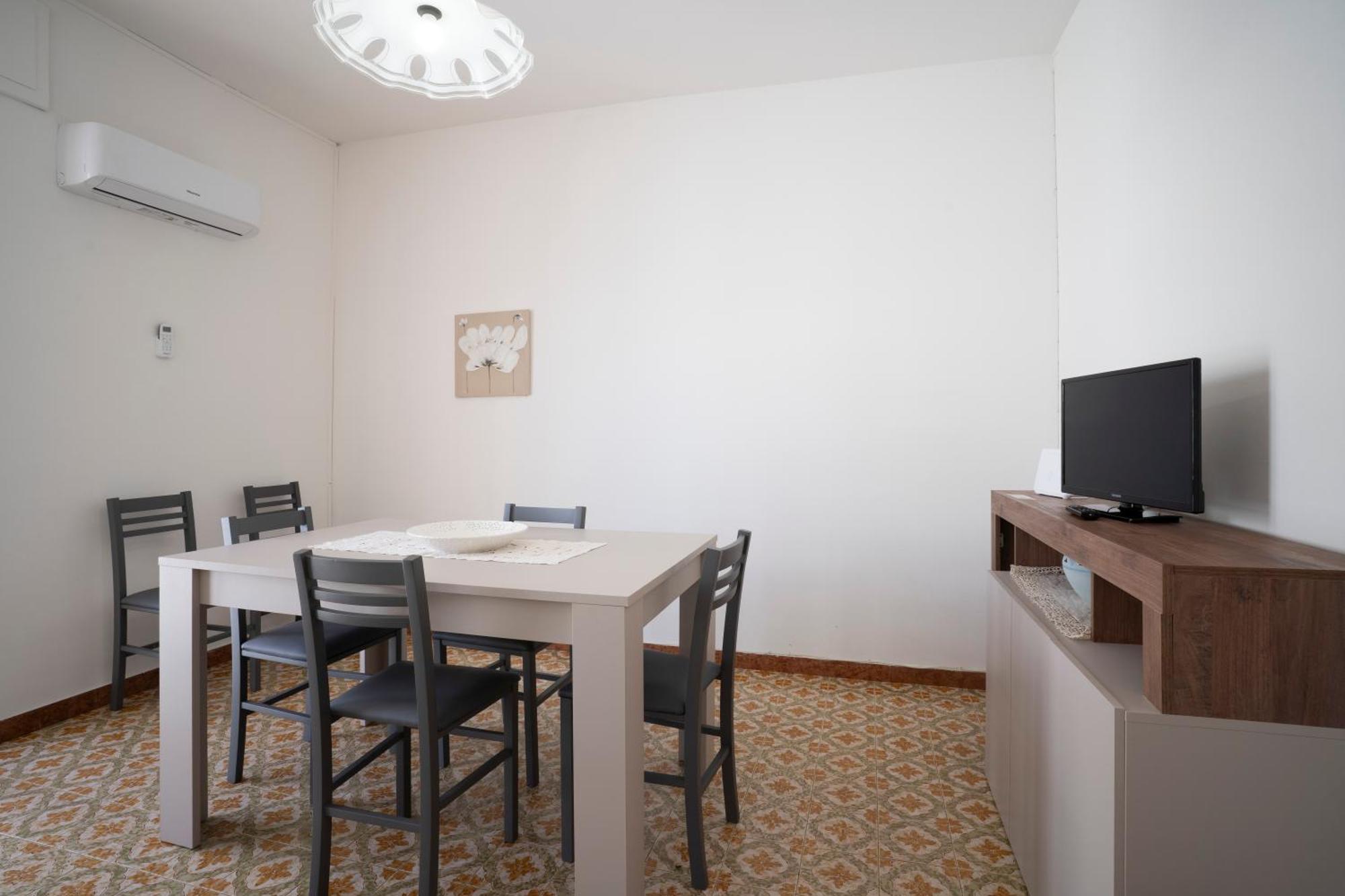 Nonna Rosas Apartment Alghero Bagian luar foto